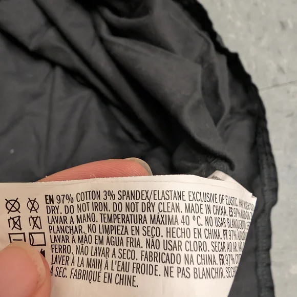 Forever 21 Elegant Black Long Sleeve Dress - Picture 3 of 4